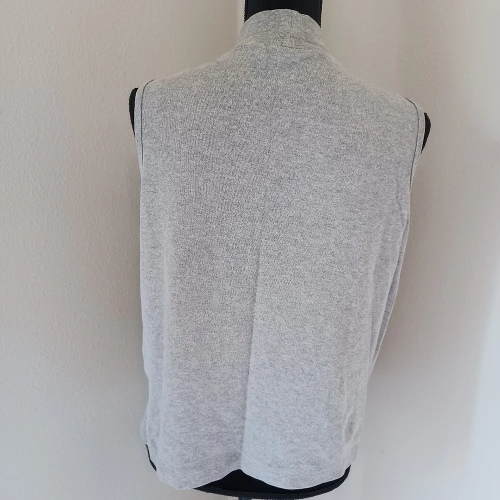 Basic Editions Sleeveless Top - Picture 2 of 3